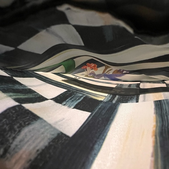 MacKenzie-Childs NWT, beautiful, Courtly Flower Market To Go Tote - Picture 6 of 6